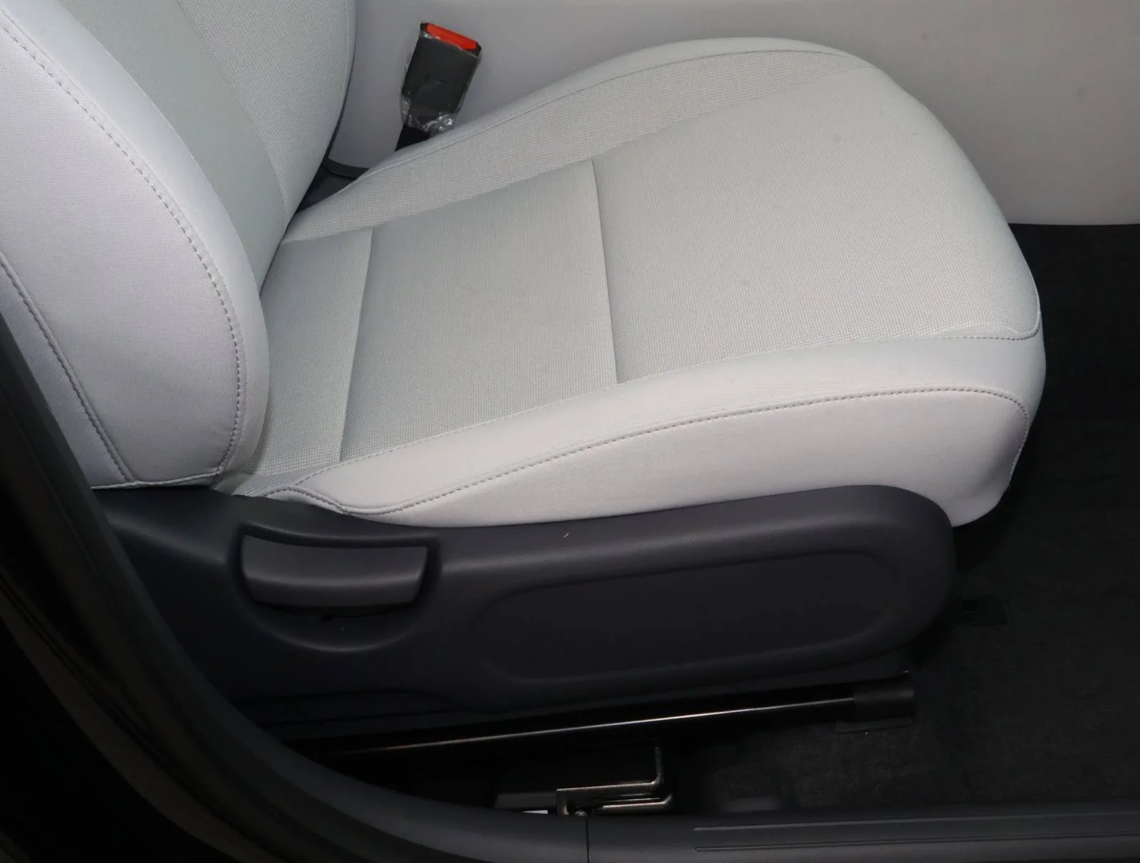 Used 2026 Abyss Black Pearl Hyundai SE image 16