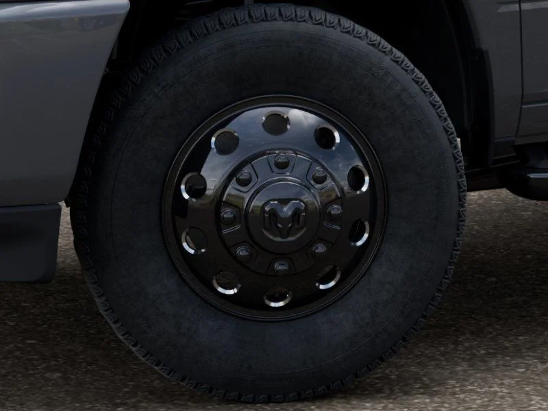 New 2026 Ceramic Gray Clear-Coat Exterior Paint RAM Laramie image 8