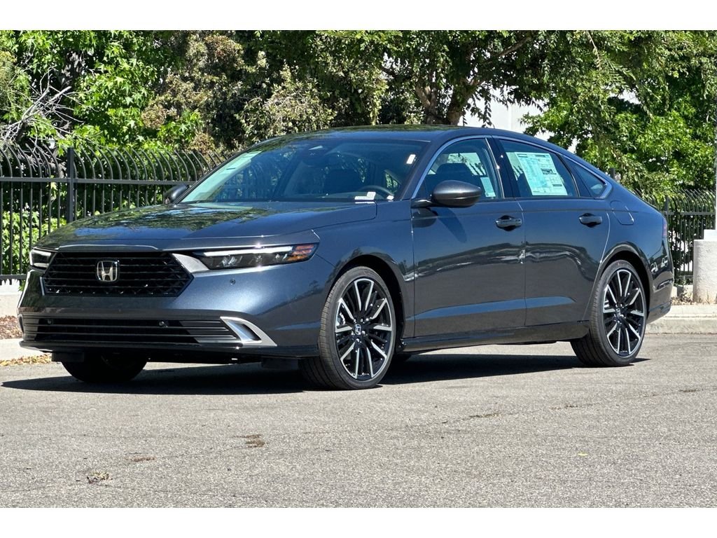 2026 Honda Accord Hybrid Touring - Photo 9