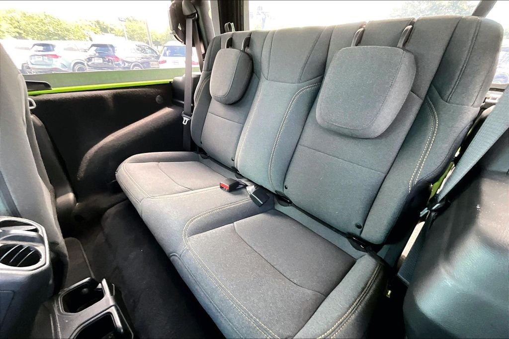 Used 2025 Green Jeep Sport image 19