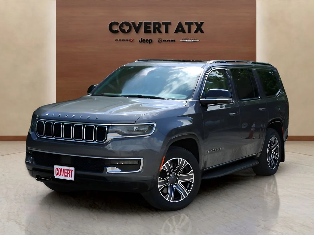 Used 2024 Gray Jeep Base image 1