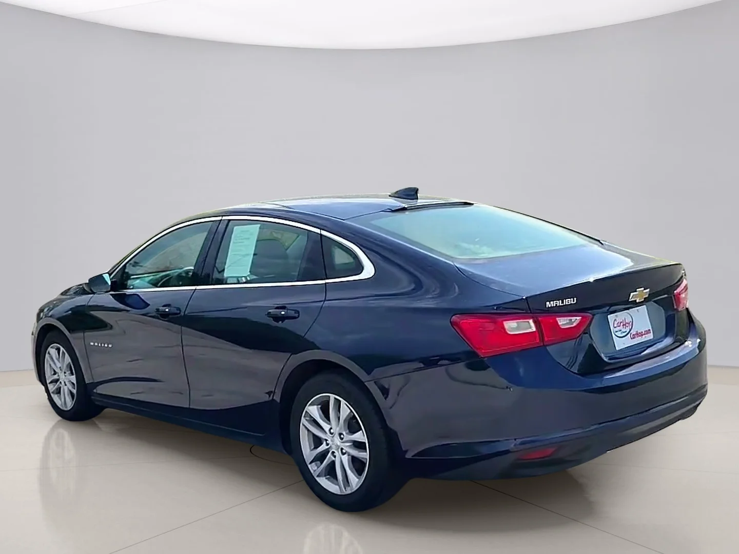 Used 2018 Blue Chevrolet LT image 3