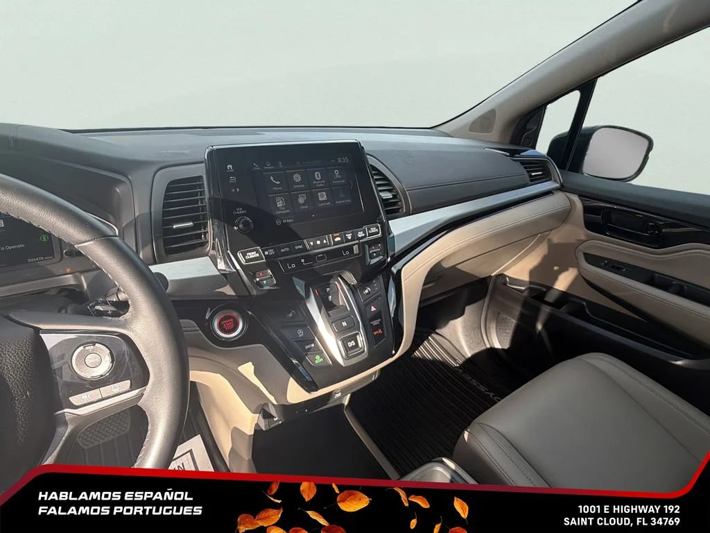 Used 2023 Red Honda Touring image 21