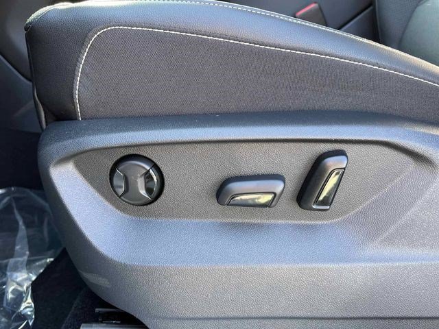 2026 Volkswagen Atlas SE w/Tech - Photo 18
