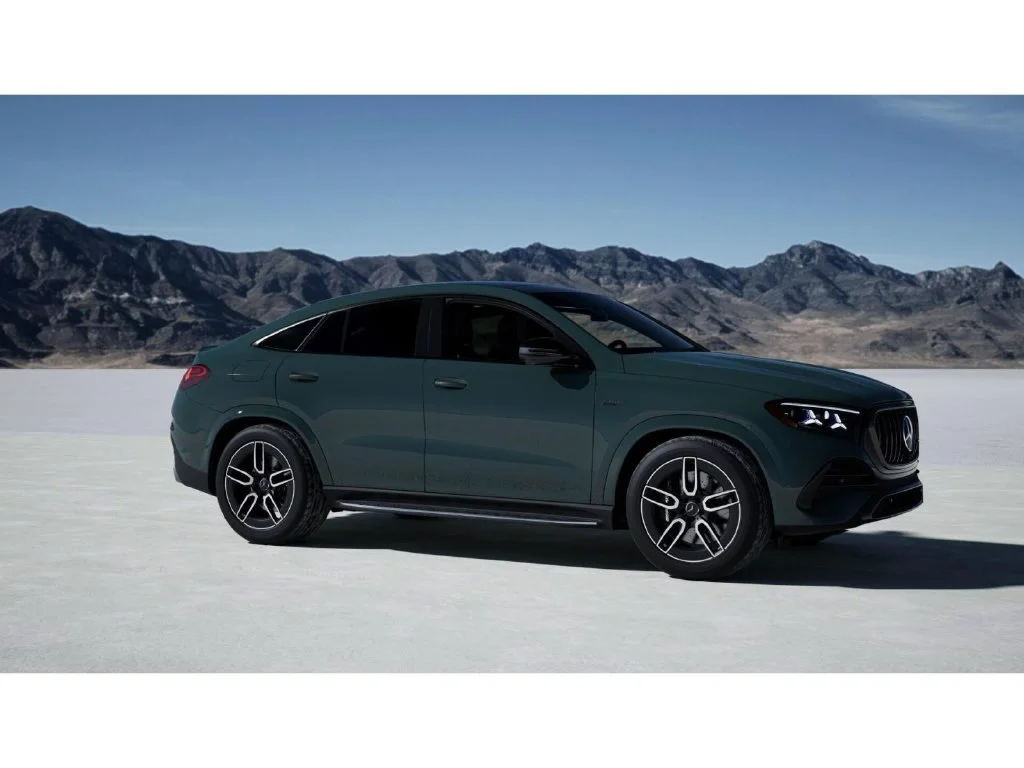 New 2027 Green Mercedes-Benz  image 13