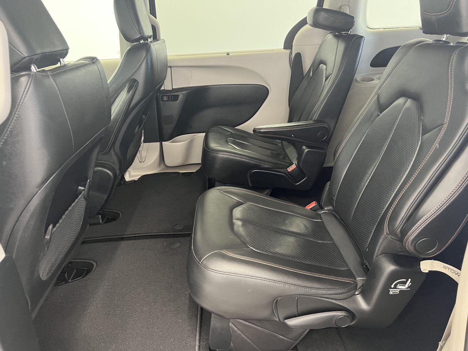 2019 Chrysler Pacifica Touring L - Photo 28