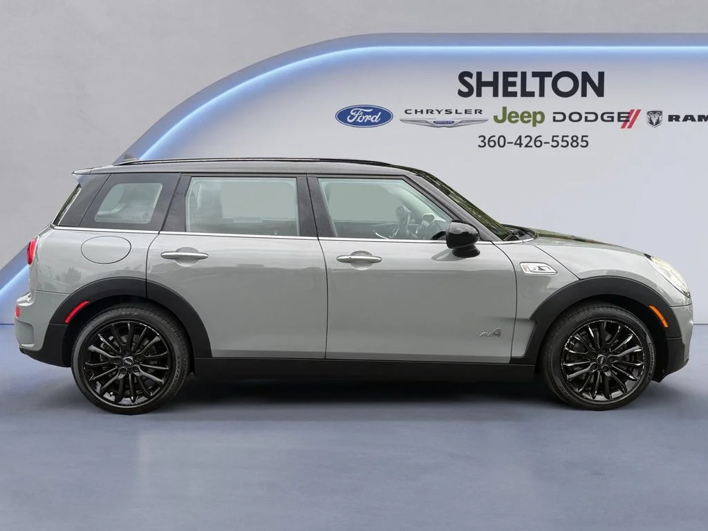 Used 2017 Gray MINI Clubman image 7