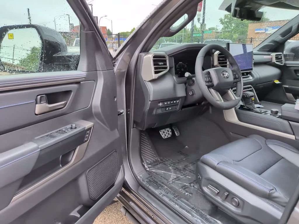New 2026 Magnetic Gray Metallic Toyota  Platinum image 11