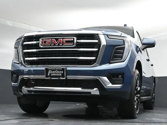 Used 2026 Blue GMC Elevation image 35