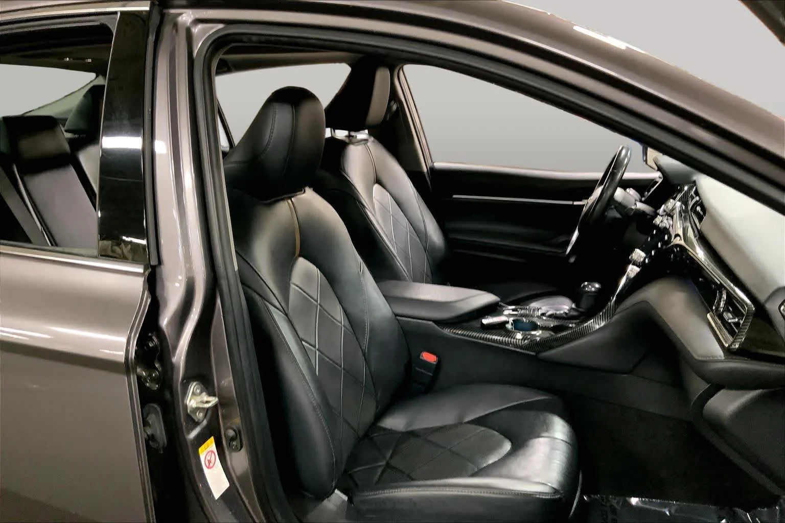 Certified Used 2019 Predawn Gray Mica Toyota XLE image 9