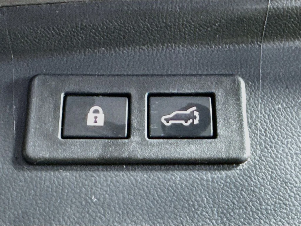 Used 2021 Gray Subaru Limited image 33