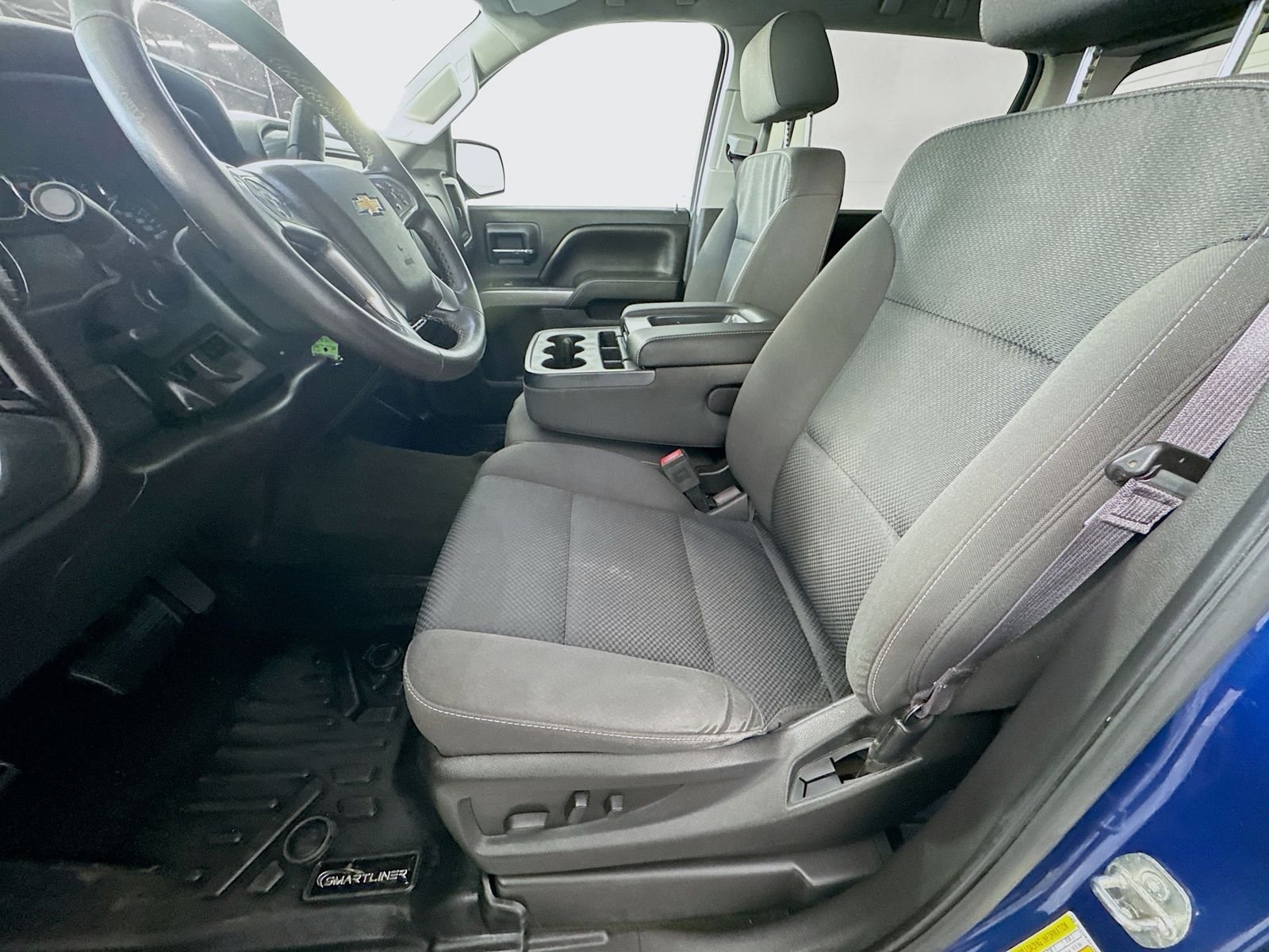 Used 2017 Blue Chevrolet LT image 10