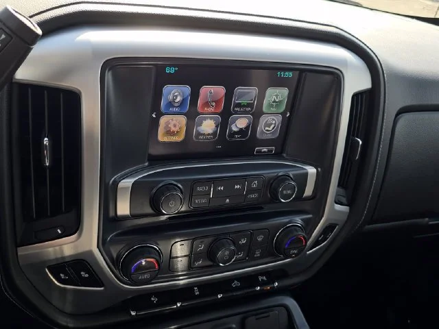 Used 2017 ONYX BLACK GMC SLT image 35