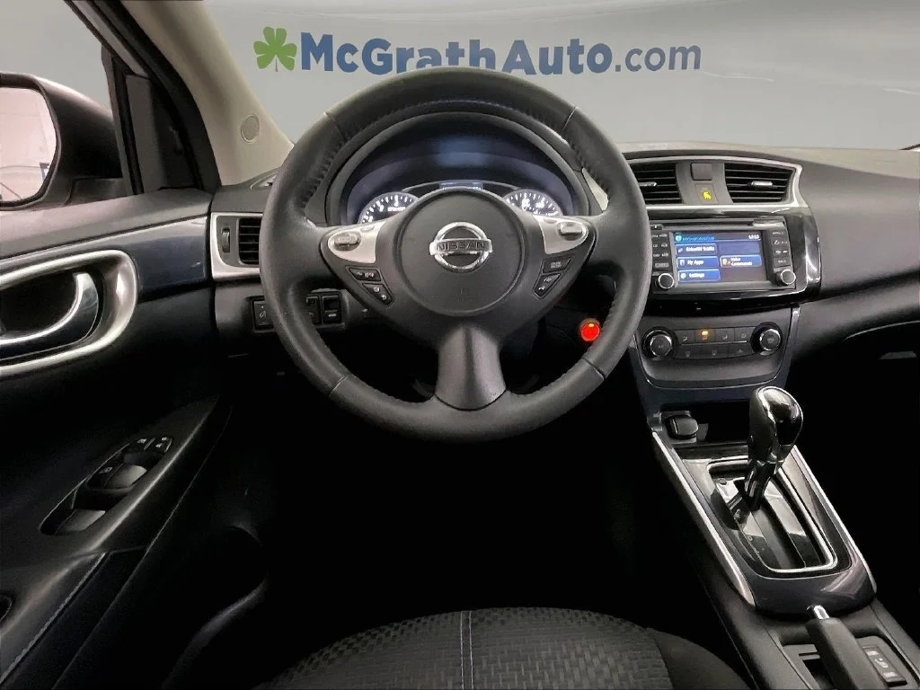 Used 2017 Silver Nissan SR image 7