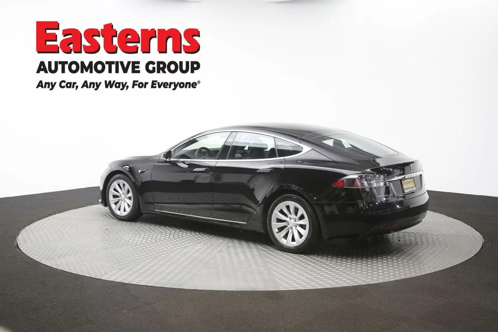 Used 2018 Black Tesla 75D image 58