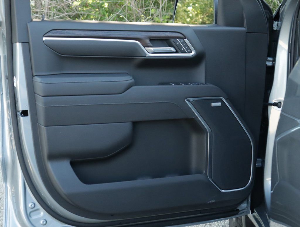 2026 GMC Sierra 1500 SLT - Photo 24