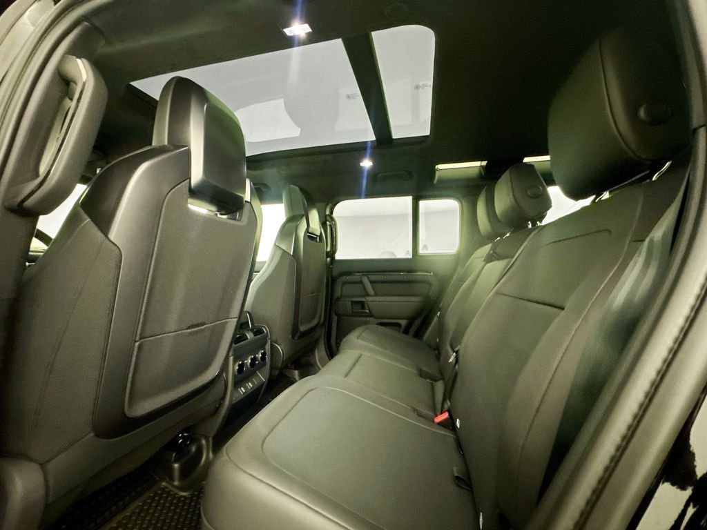 New 2026 Black Land Rover OCTA Black image 23