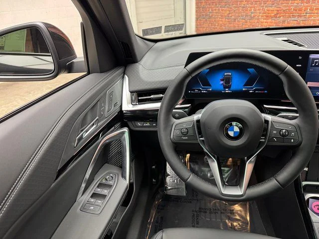 Used 2026 Black BMW xDrive28i image 13