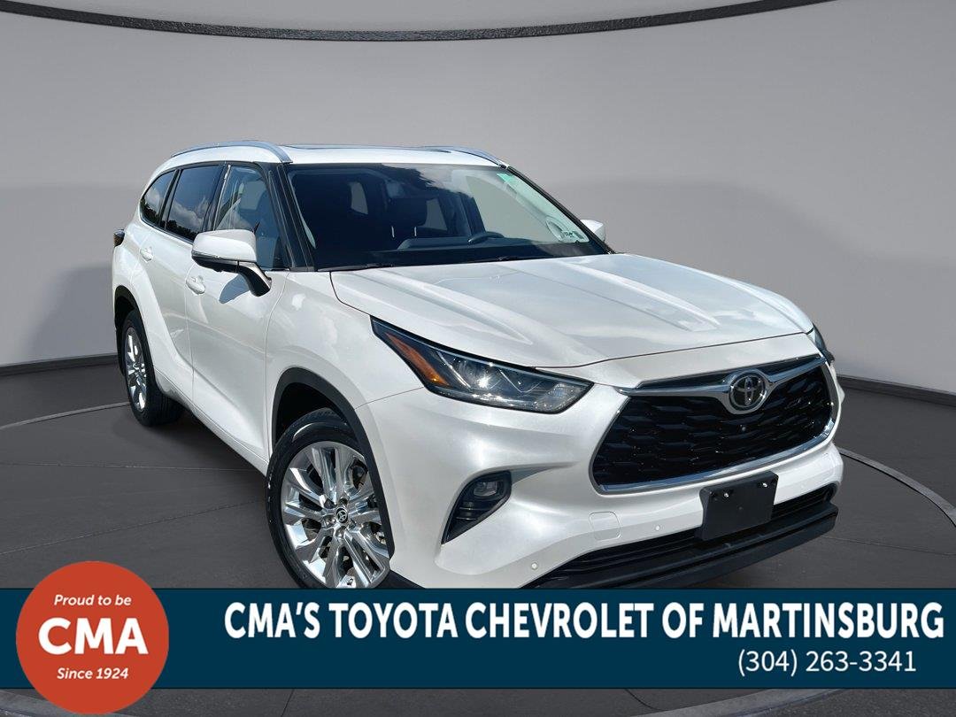 Used 2023 Wind Chill Pearl Toyota Limited image 1