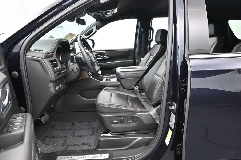 Used 2023 Midnight Blue Metallic Chevrolet High Country image 11