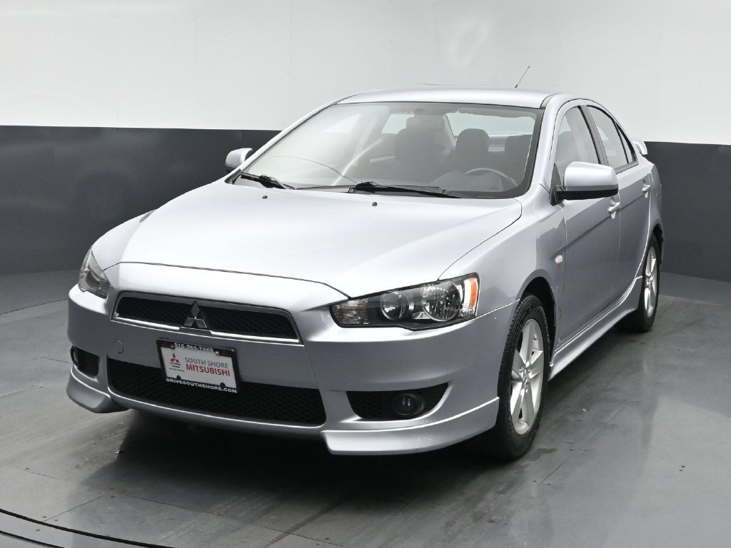 Used 2009 White Mitsubishi ES image 23