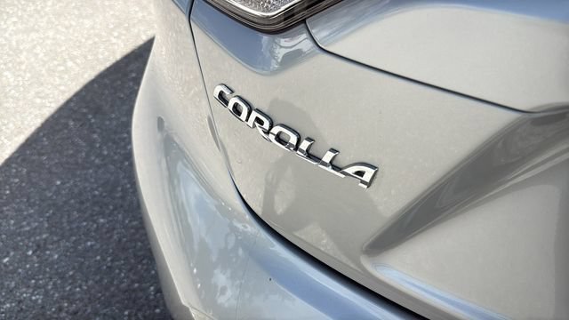 Certified Used 2025 Classic Silver Toyota LE image 7