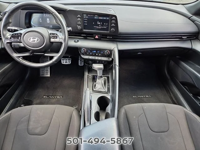 Used 2025 Gray Hyundai SEL Sport image 12