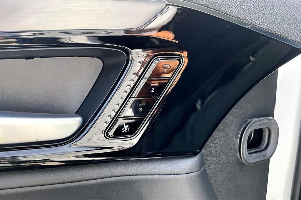 New 2026 White Acura Technology Package image 18