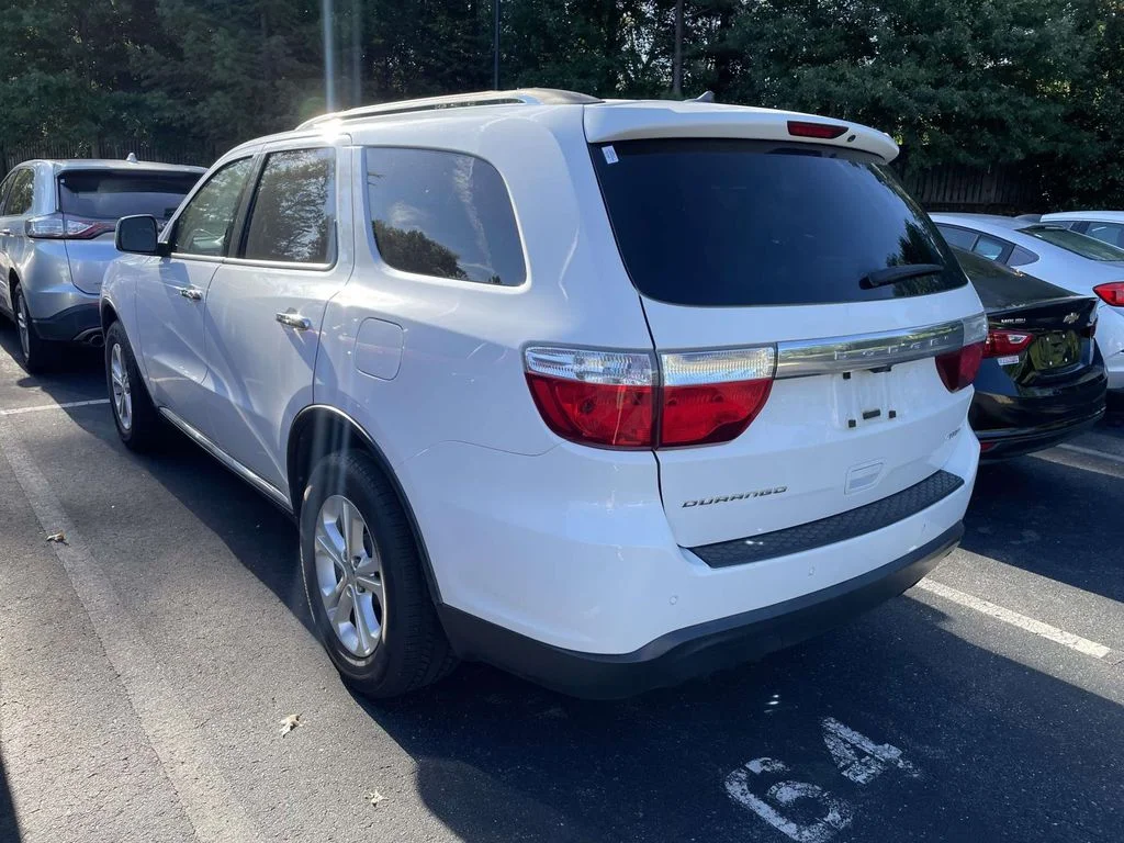 Used 2013 White Dodge Crew image 4