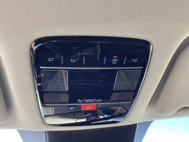 Certified Used 2025 Shimmering Silver Hyundai SEL image 31