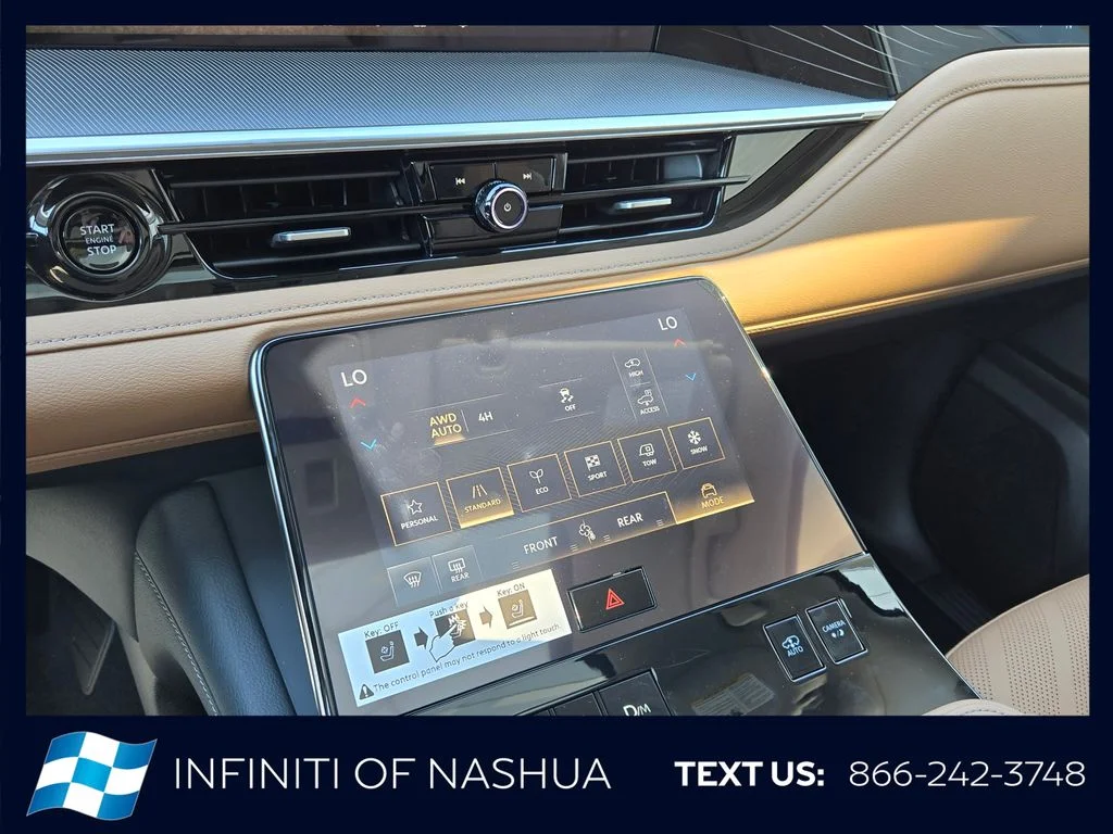 New 2027 RADIANT WHITE INFINITI Luxe 4WD image 25