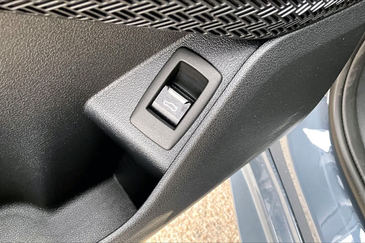 New 2026 Storm Bay Metallic BMW xDrive28i image 20