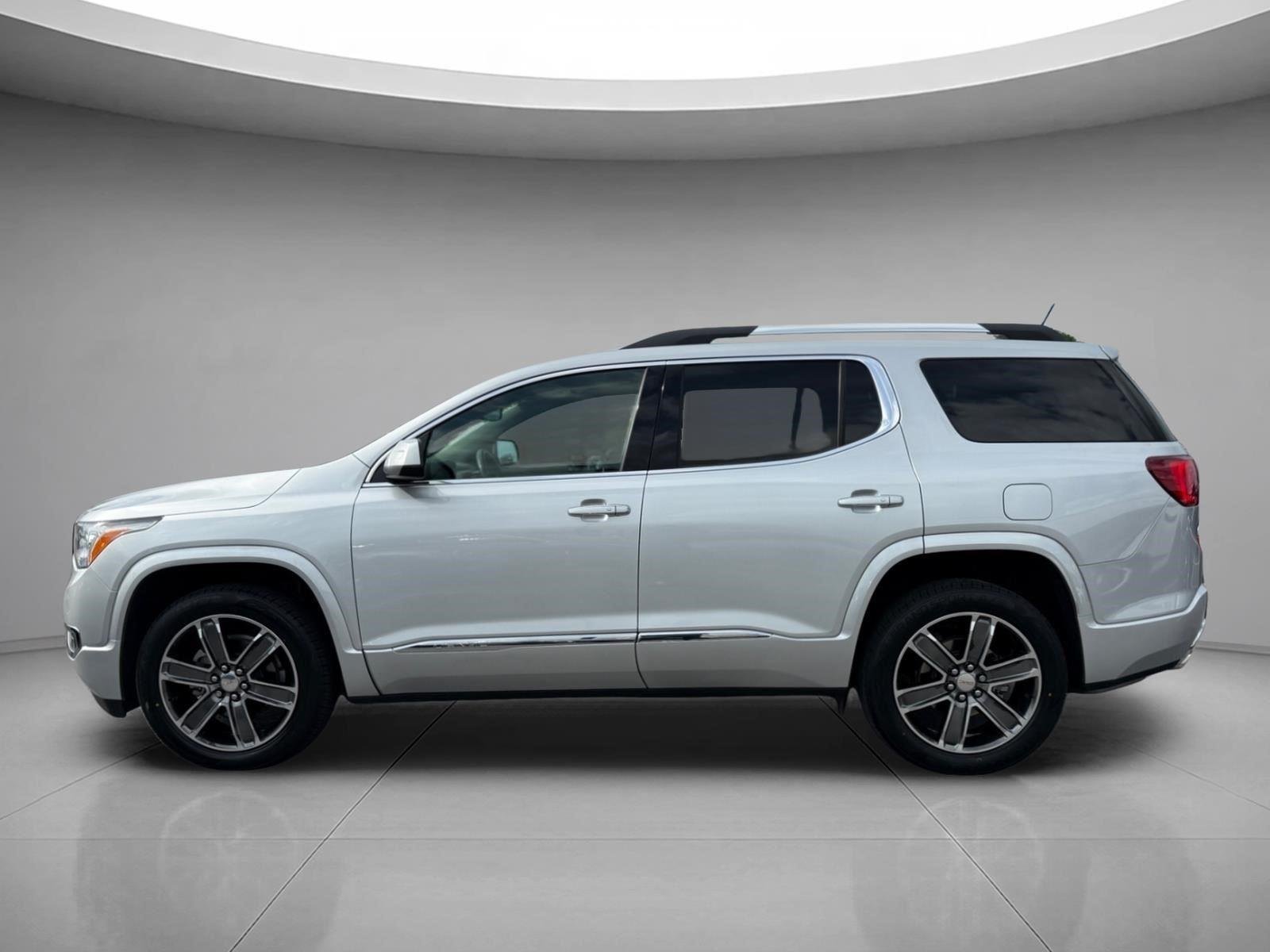 Used 2019 Quicksilver Metallic GMC Denali image 3