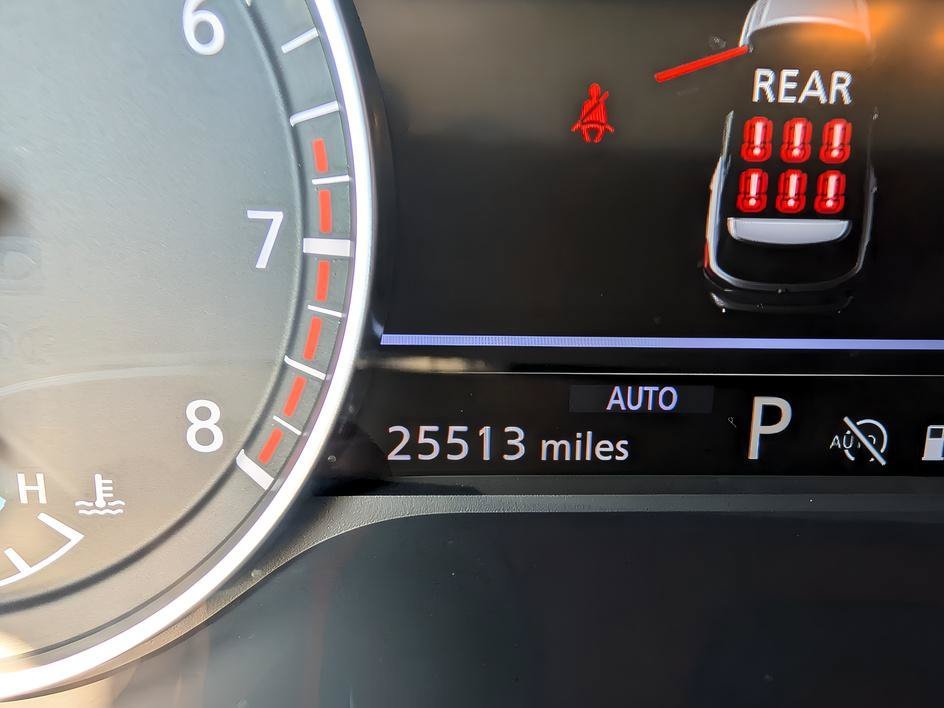 Used 2025 Glacier White Nissan SV image 18
