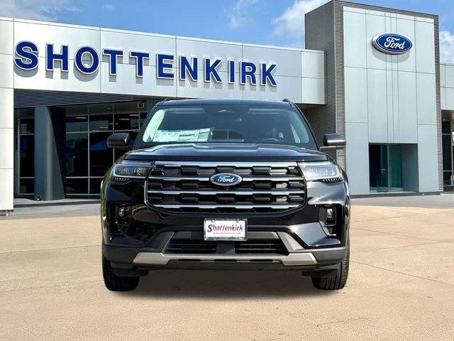 New 2026 Agate Black Metallic Ford Active image 2