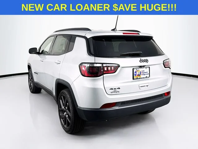 New 2026 Silver Zynith Metallic Clear-Coat Exterior Paint Jeep Latitude image 5
