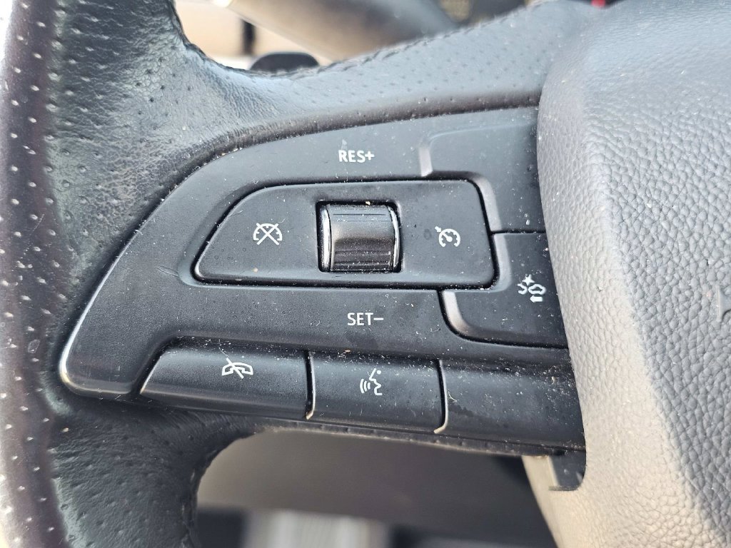 Used 2019 Silver Cadillac Sport image 26
