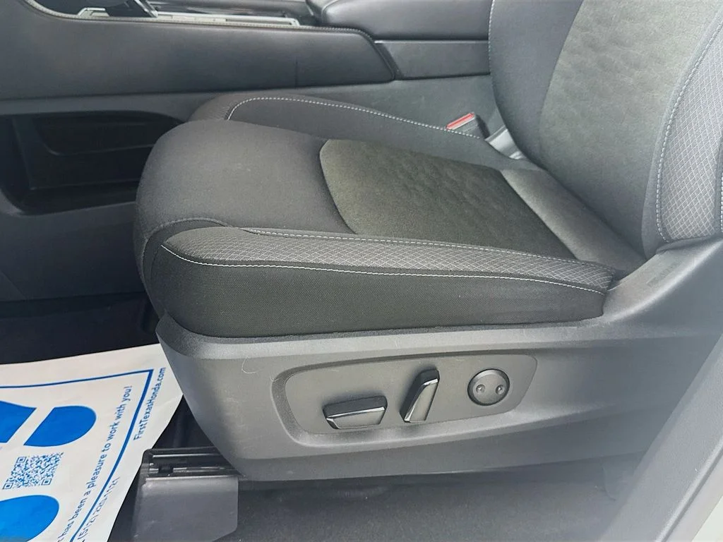 Certified Used 2024 White Nissan SV image 26