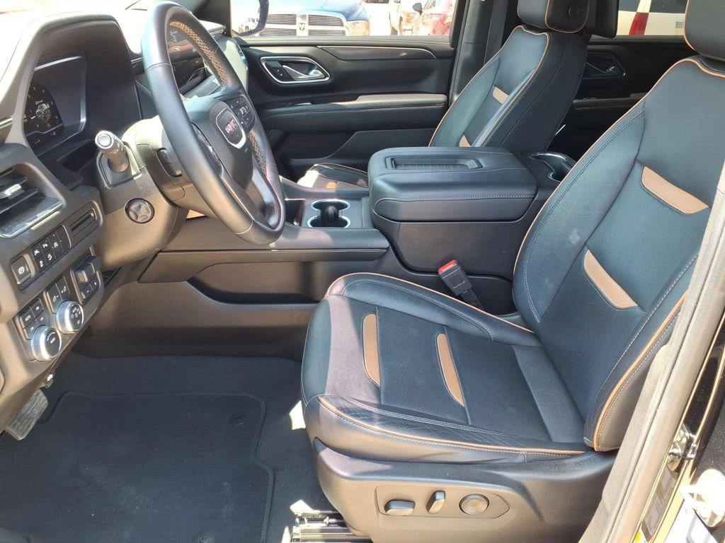 Used 2023 ONYX BLACK GMC AT4 image 16