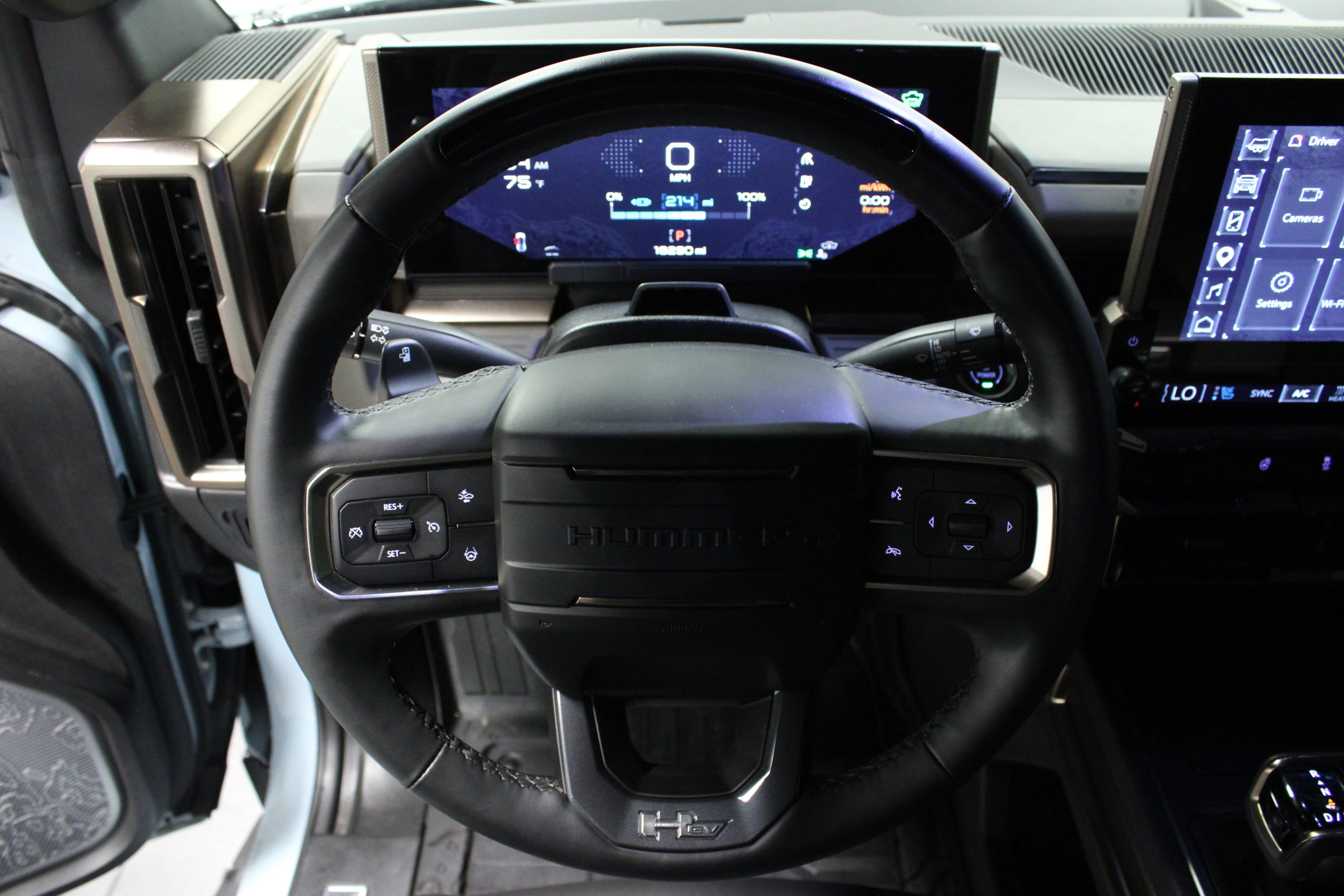 Used 2025 Tide Metallic (No Longer available to order) GMC 2X image 17