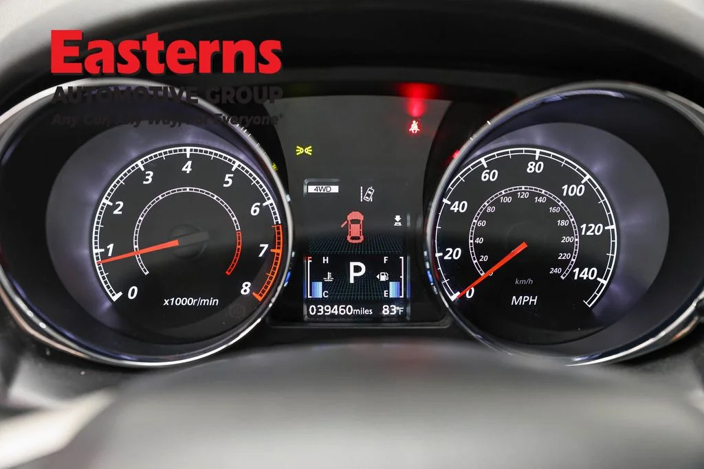 Used 2023 Red Mitsubishi 2.0 ES image 17
