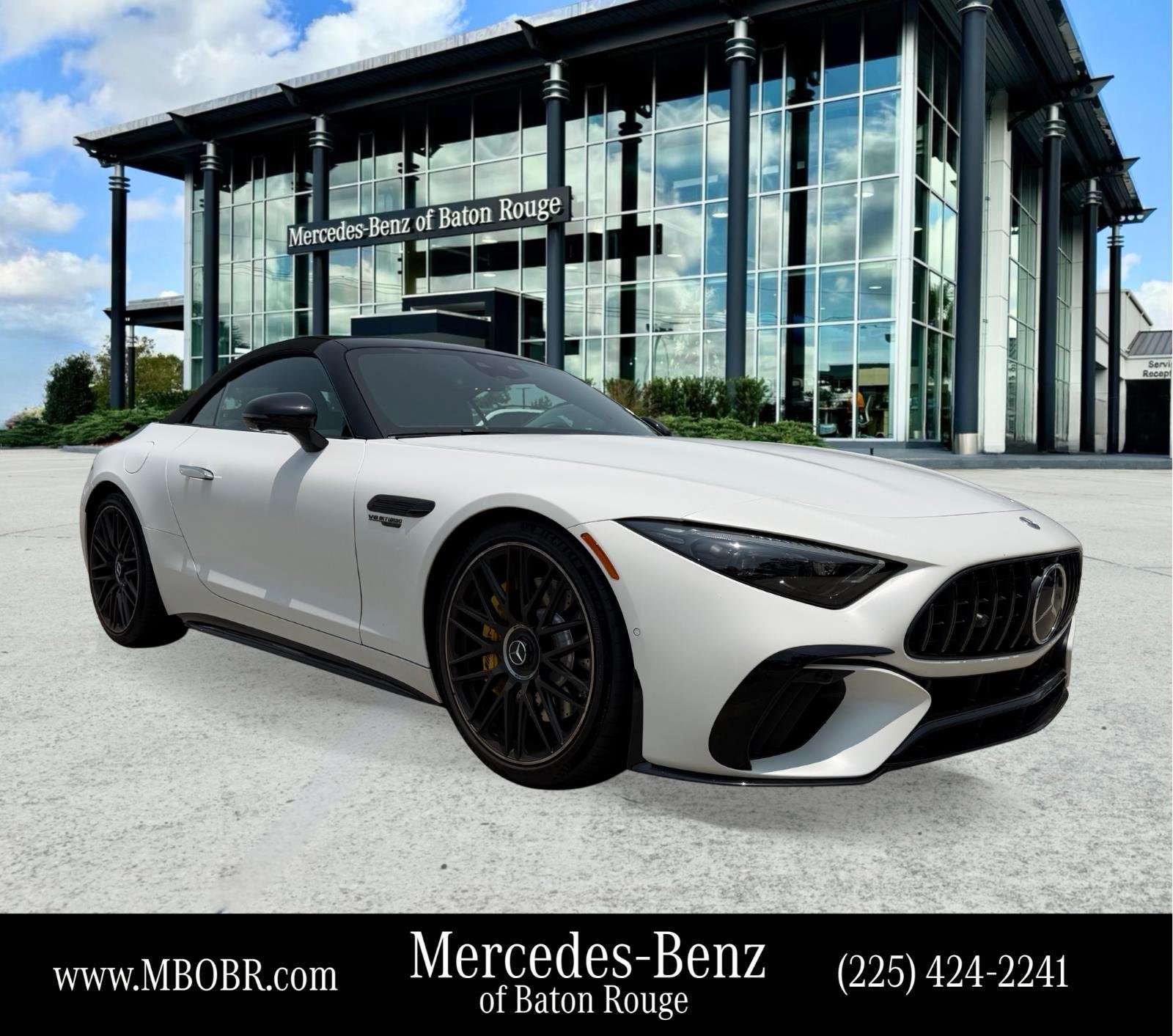 Certified Used 2022 MANUFAKTUR Moonlight White Magno Mercedes-Benz AMG® SL 63 image 1