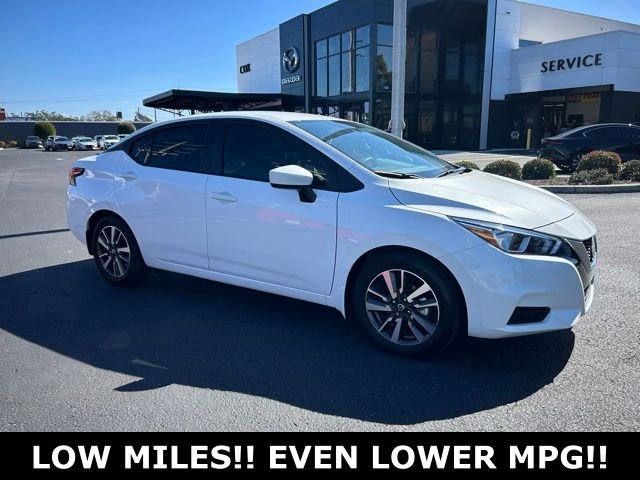 2022 Nissan Versa Sedan SV