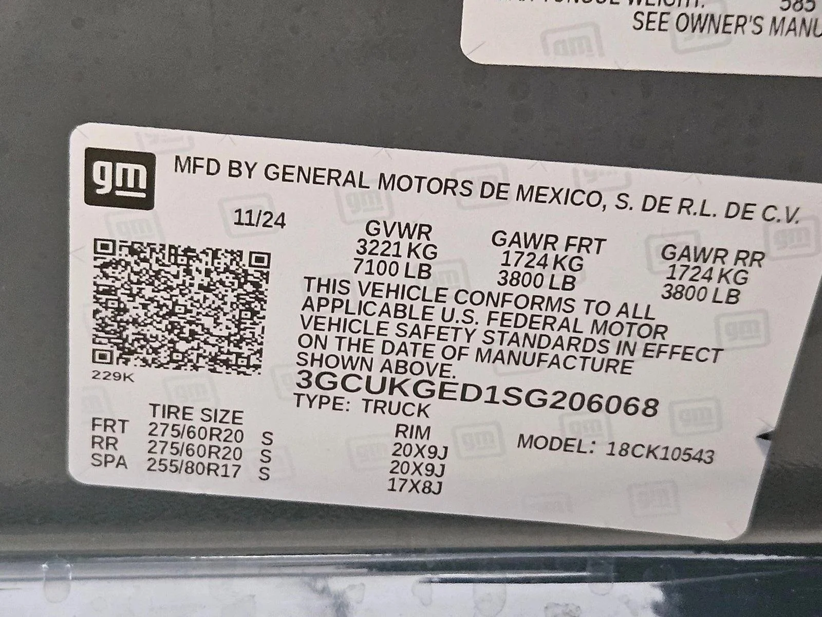 Used 2025 Cypress Gray Chevrolet LTZ image 27