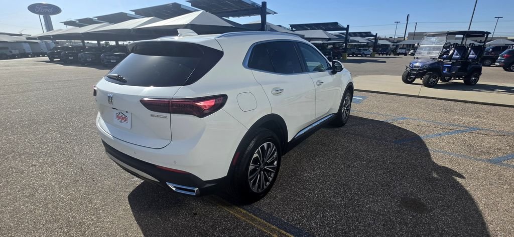 Used 2024 Summit White Buick Preferred image 7