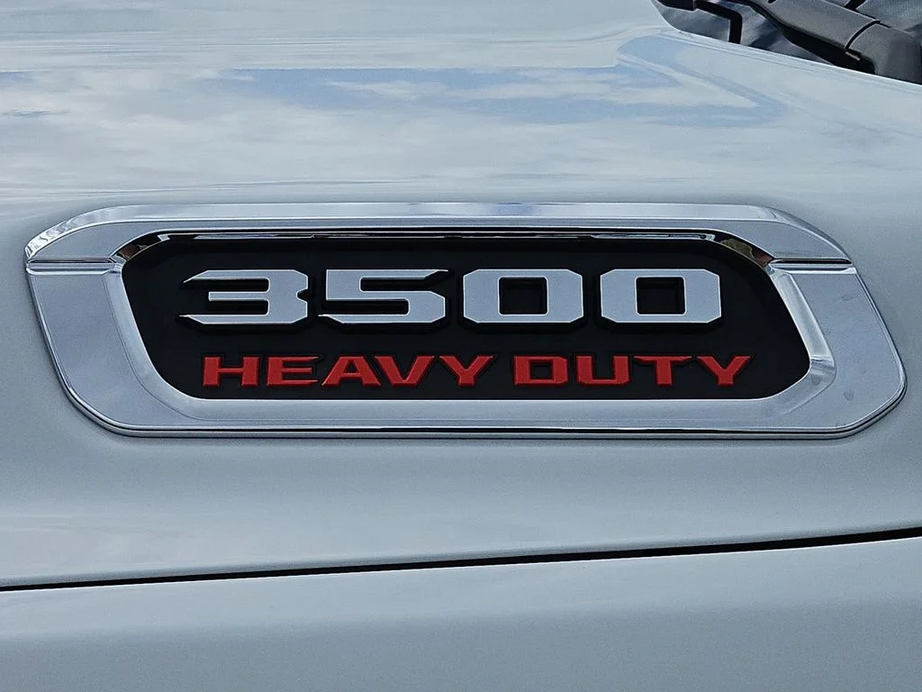 2026 RAM 3500 Laramie - Photo 23