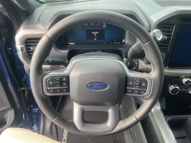 2025 Ford F-150 XLT - Photo 13