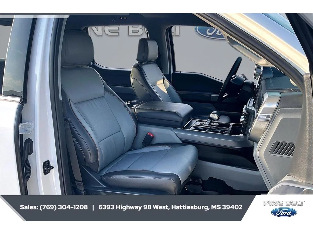 Used 2026 Oxford White Ford Lariat image 6