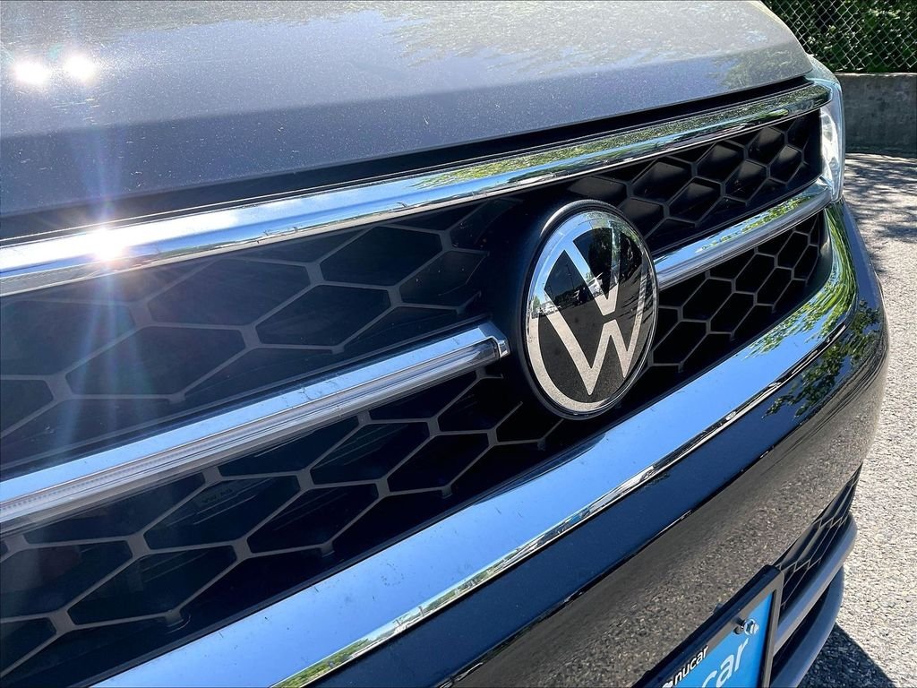 Certified Used 2023 Gray Volkswagen 1.5T SEL image 30