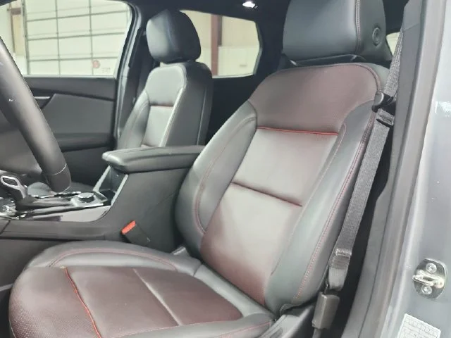 Used 2025 Sterling Gray Metallic Chevrolet RS image 10